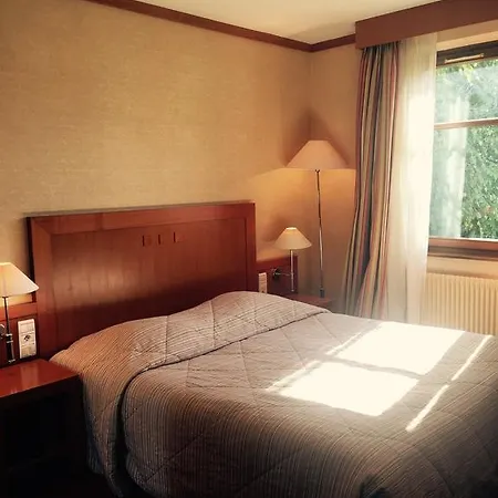 Hotel Aux Chants Des Oiseaux Ottrott