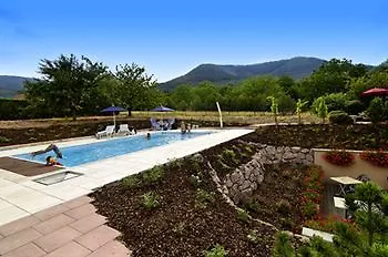 Hotell Aux Chants Des Oiseaux 3*