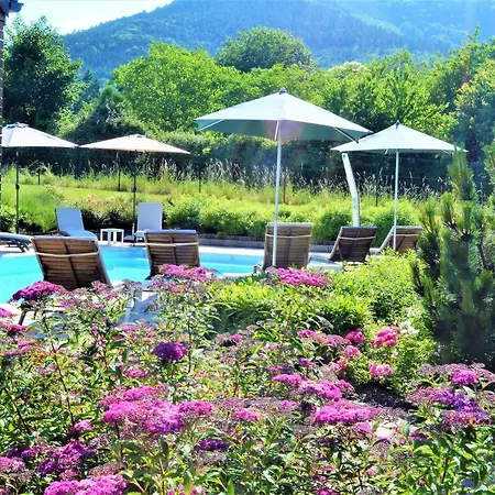 Hotel Aux Chants Des Oiseaux 3*