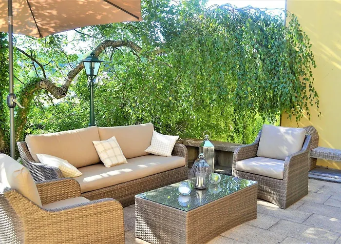 Aux Chants Des Oiseaux 3*